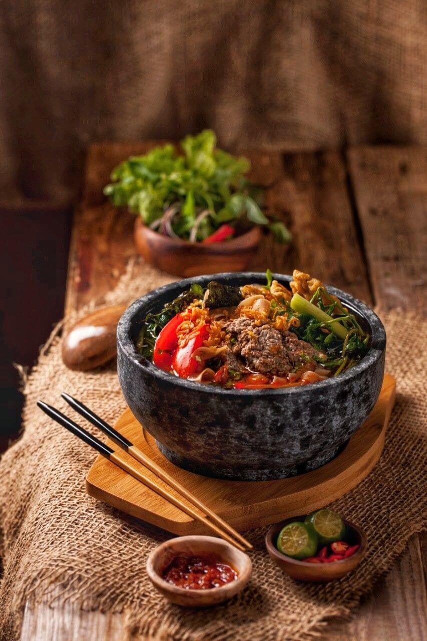 chụp ảnh món ăn truyền thống