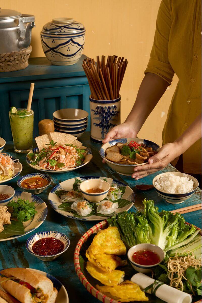 chụp ảnh món ăn truyền thống