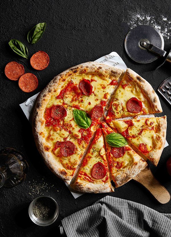 chụp hình pizza
