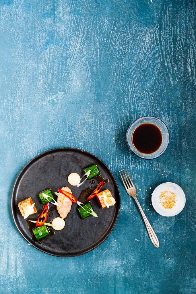 bố cục không gian âm