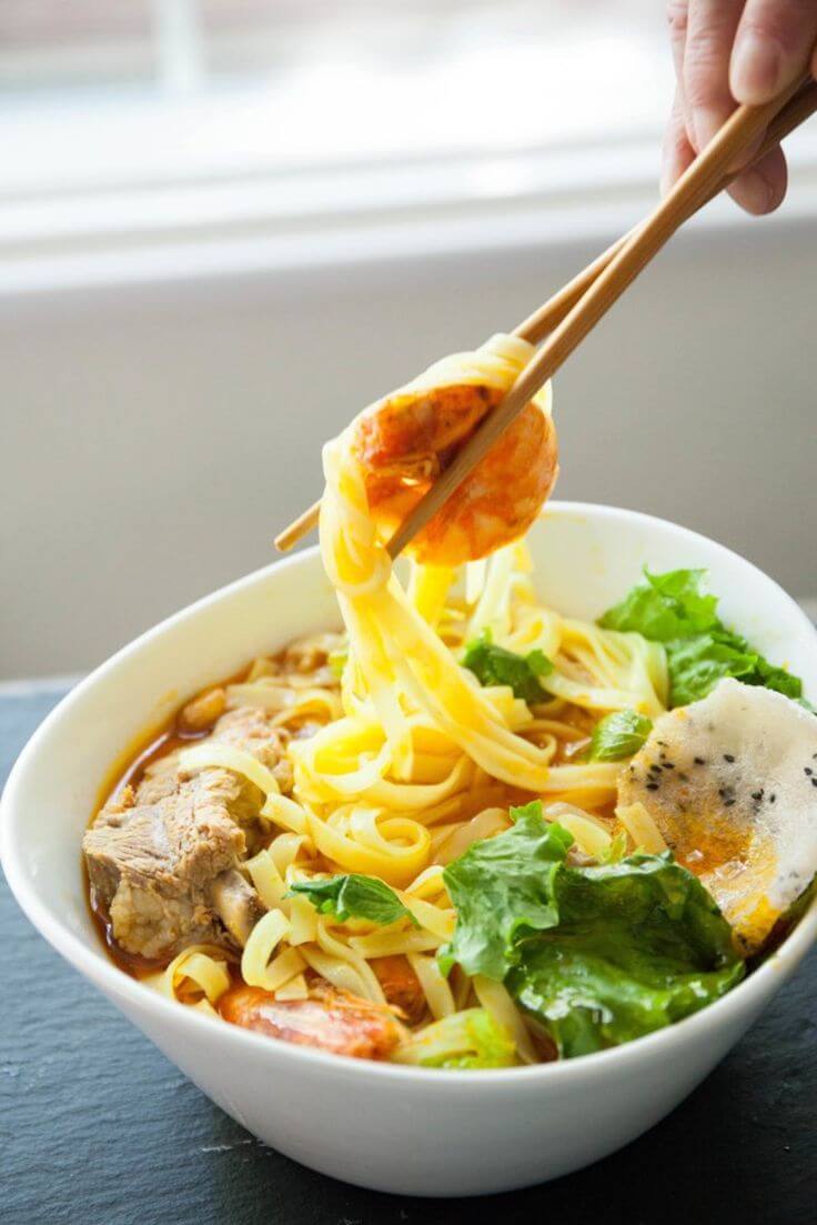 chụp ảnh mỳ quảng