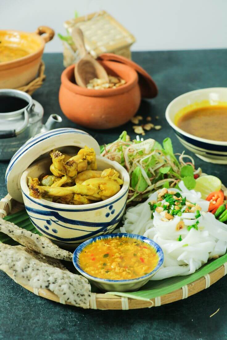 chụp ảnh mỳ quảng